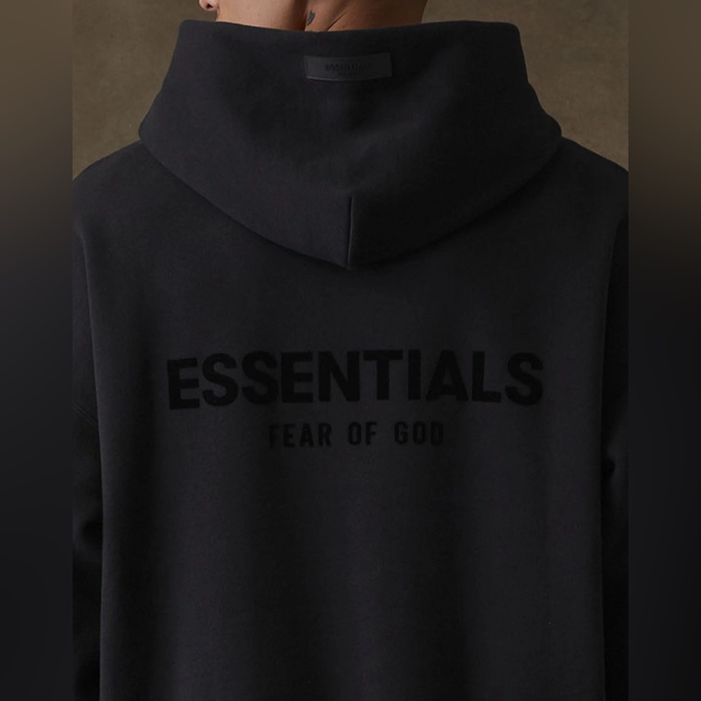 Fear of God Essentials Black Pullover Hoodie - Picture 4 of 9